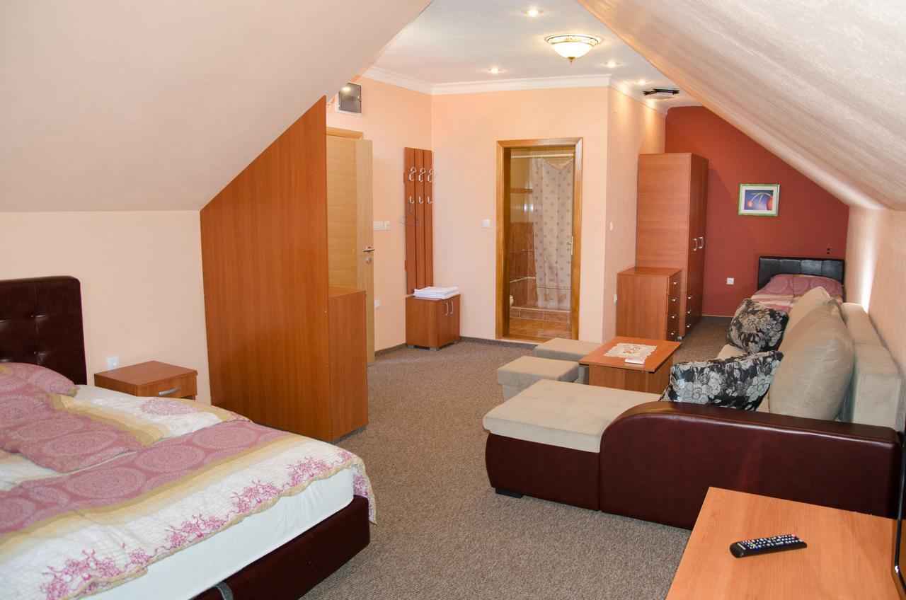 Hotel Drumski Raj Svilajnac ภายนอก รูปภาพ