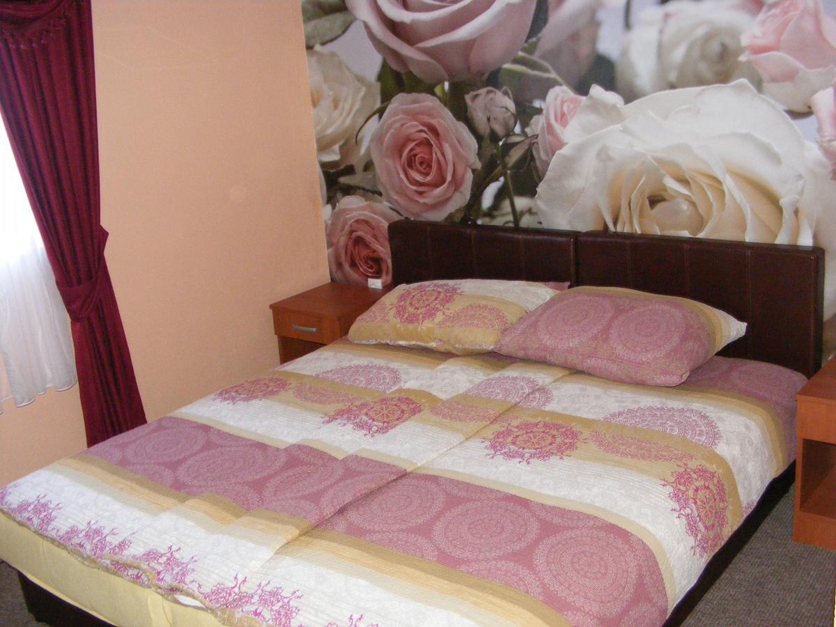 Hotel Drumski Raj Svilajnac ภายนอก รูปภาพ