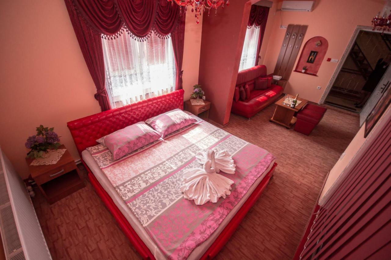 Hotel Drumski Raj Svilajnac ภายนอก รูปภาพ